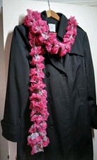 Scarf/ Boa Handknitted from Circulo Rendado Trico Fabric Yarn