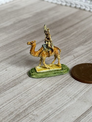 Artisan david ward camel - 1:12,