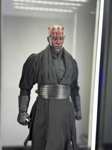 Hot toys star - darth, maul