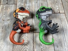 2 x Fingerlings Untamed Raptor