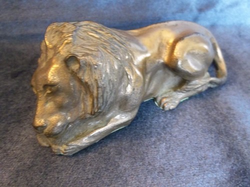Bronze sculpture lion - bronze, sculpture,