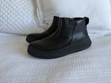 FitFlop Black Leather Flatform