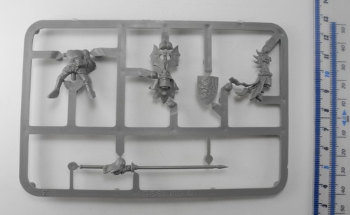 Bretonnian knight the - bretonnian,