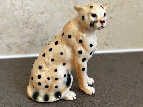 Porcelain leopard 9cm high - 9cm,