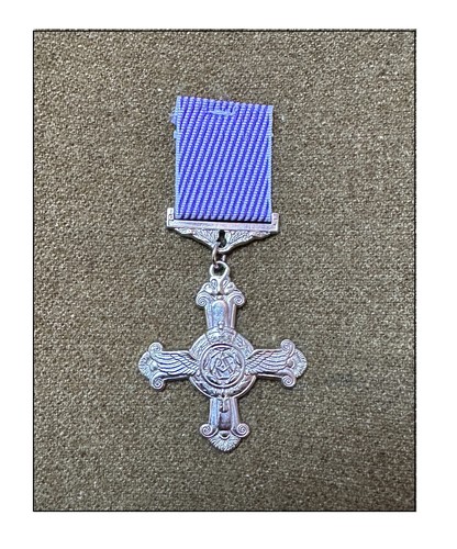 Distinguished flying cross - distinguished,