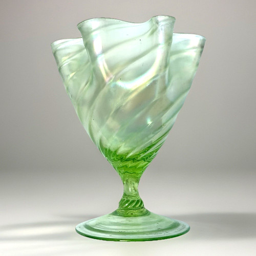 Antique john wash - wash, iridescent