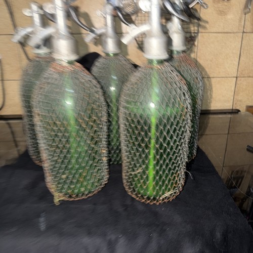 Vintage green glass soda - 1, x