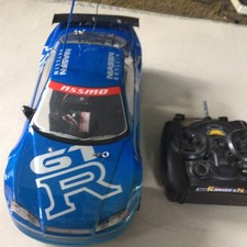 Kyosho Radio Controlled 4WD Belt Drive Touring Car Nissan Skyline Body Shell