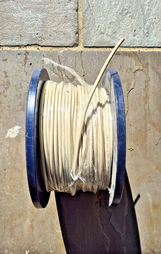 Van damme analogue video - van, cable