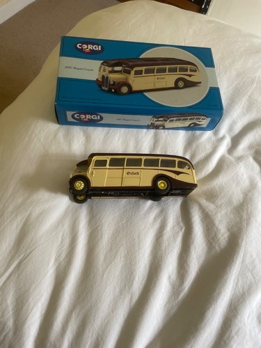 Corgi aec regal oxford coach - regal,