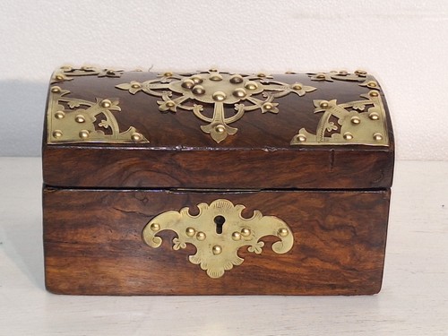 Antique walnut - antique,