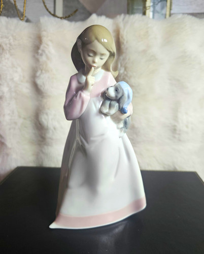 Nao handmade porcelain - nao,