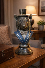 Gentleman Wolf Bust with Top