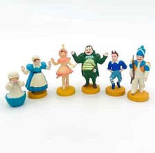 WIZARD of OZ vintage MUNCHKIN