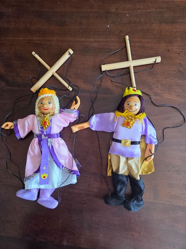 Pair wooden string puppets - string,