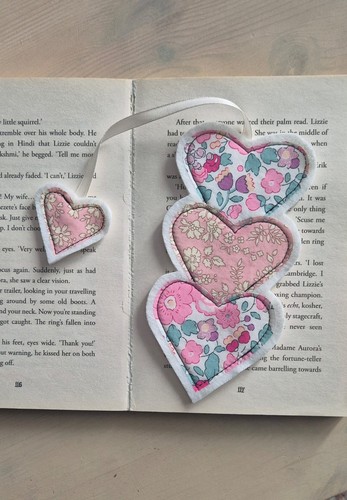 Beautiful hearts bookmark - beautiful,