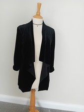 Alexara Black Velvet Open