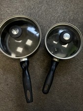 2 x saucepan and lids - 6.5