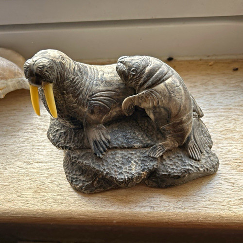 Walrus ceramic pottery - walrus, ceramic/pottery