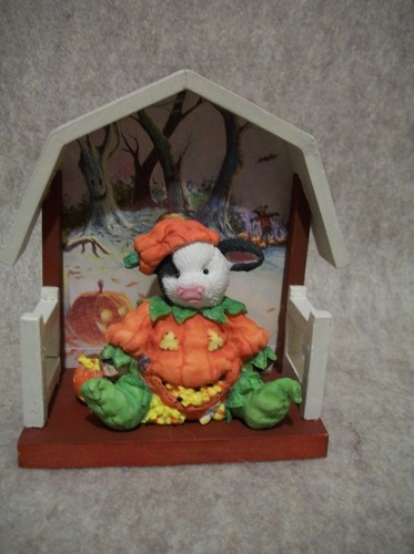 Jack lantern moo with barn - jack-o-lantern,