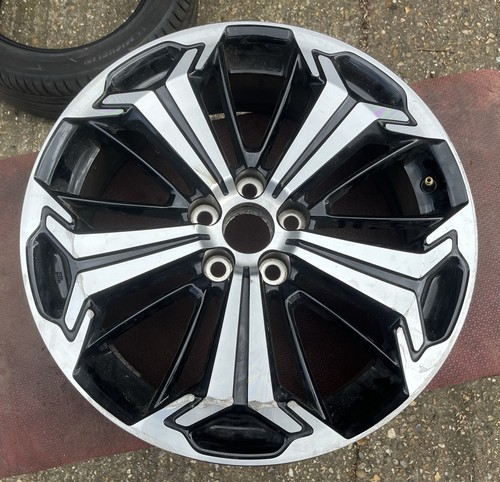 Genuine toyota rav4 - 1,
