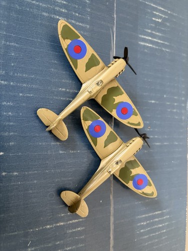 Die cast spitfire - die,