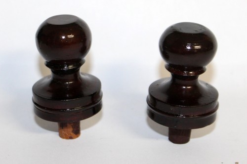 Pair rear turned - of, wooden