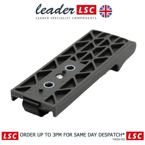 Rear door check link - rear, stay