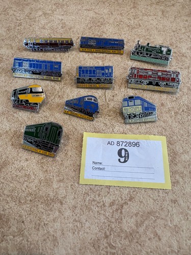 Vintage mixed enamel train - mixed,