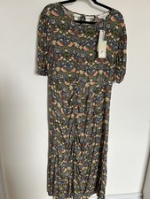 Next  Morris & Co William