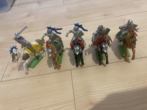 Britain deetail 32 knights - britain's,