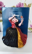 Disney Showcase Alice in Wonderland Queen of Hearts Figurine,New with box