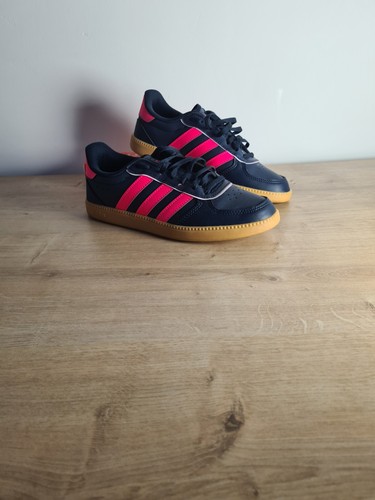 Free postage new - postage, adidas