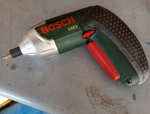 Bosch ixo ion cordless - 3.6v, li-ion