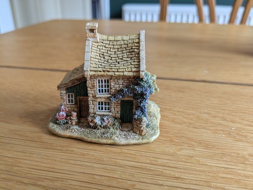 1996 lilliput lane fuchsia - lilliput,
