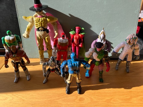 Power ranger figures plus - ranger,