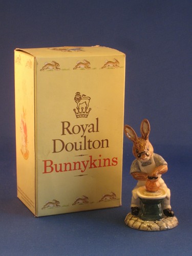 Master potter bunnykins - , db131