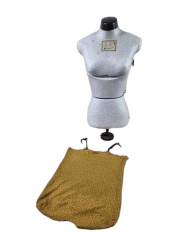 Vintage singer torso - singer, mannequin