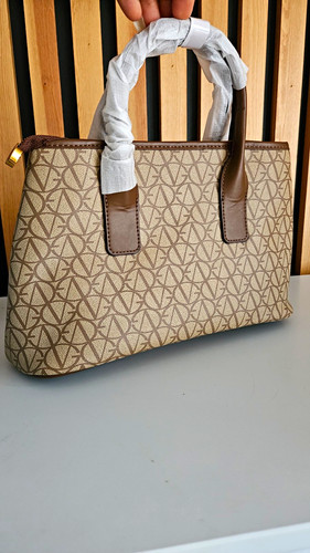 Women geometric faux - geometric,