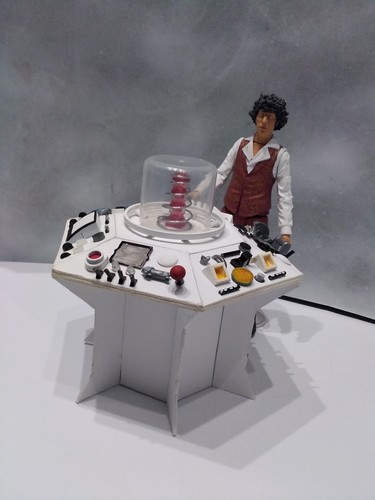 Custom tardis console dr - console, 5.5"