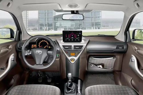 Car radio sat nav - radio,