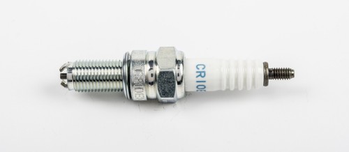 Suzuki genuine ngk cr10ek - suzuki,