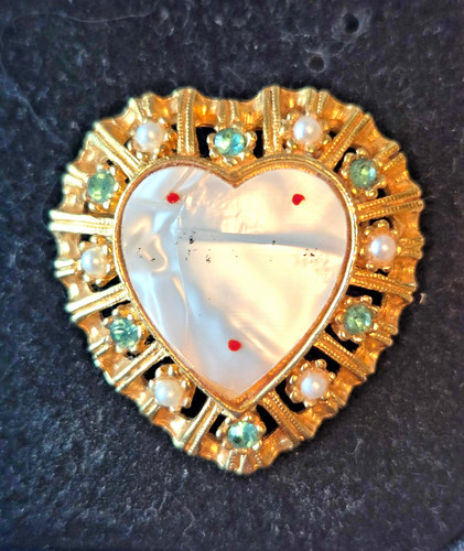 Vintage heart shaped - gold, tone