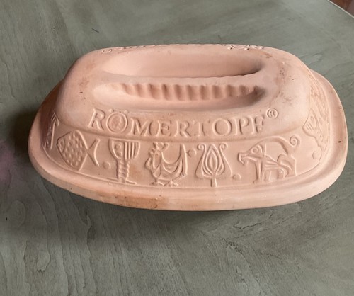 Romertopf roaster pot - roaster,