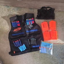 NERF Tactical Vest Adjustable Black Jacket Accessories packs bullets 