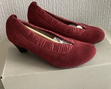 Terra Plana Red Ladies Court