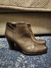 Ladies Manas Design Brown