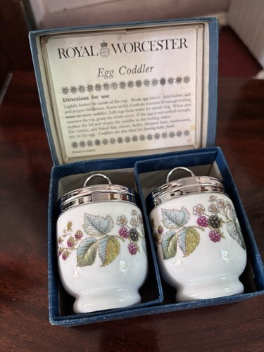 Royal worcester blackberry egg - worcester,