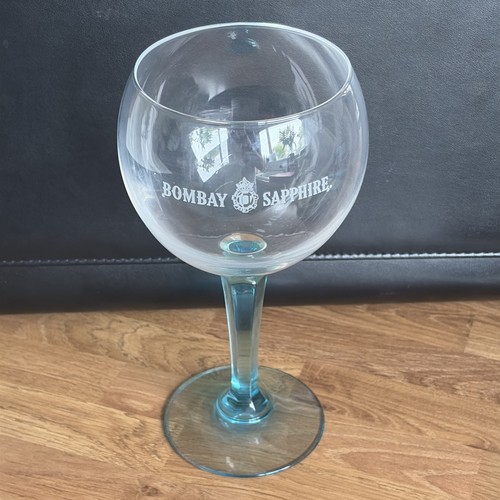 Bombay sapphire gin balloon - bombay,