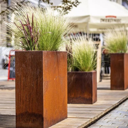 60cm tall corten - 60cm,